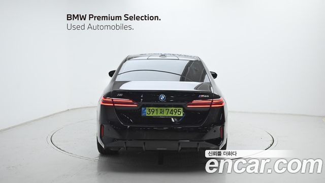 BMW i5 M60 xDrive — пробег 4 213 км — фото 4 из 5