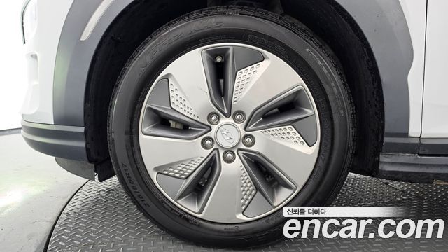 Hyundai Kona из Кореи Encar