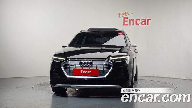 Audi e-tron 55 Quattro Sportback — пробег 51 473 км — фото 3 из 5