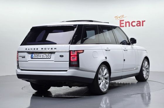 Land Rover Range Rover 4.4 SDV8 Vogue SE DIESEL — пробег 236 023 км — фото 2 из 5