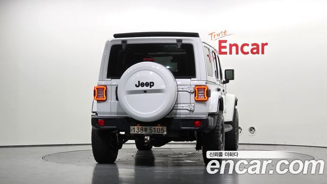 Jeep Wrangler 2.0 Overland Power Top 4Door — пробег 157 624 км — фото 4 из 5