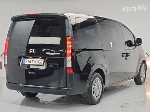 Hyundai Staria HEV 1.6 Tourer 11-Seater Modern — пробег 13 910 км — фото 4 из 5