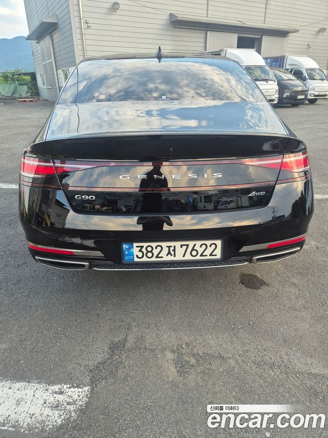 Genesis G90 Gasoline 3.5 Turbo e-S/C AWD — пробег 35 400 км — фото 4 из 5