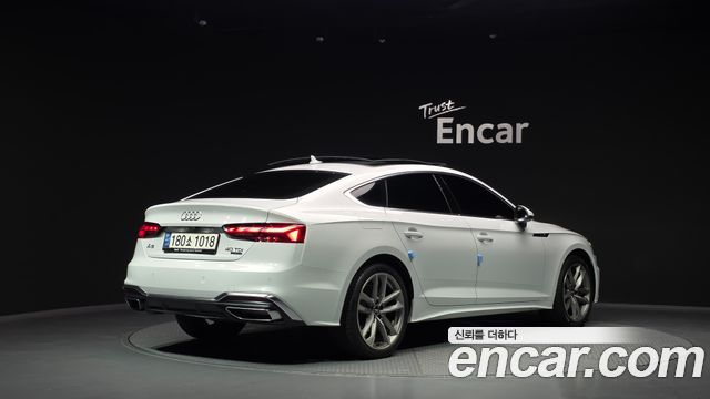 Audi A5 40 TDI Quattro Premium Sportback — пробег 30 060 км — фото 2 из 5