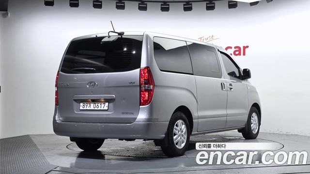 Hyundai Starex Van 5-Seater Smart — пробег 69 846 км — фото 2 из 5