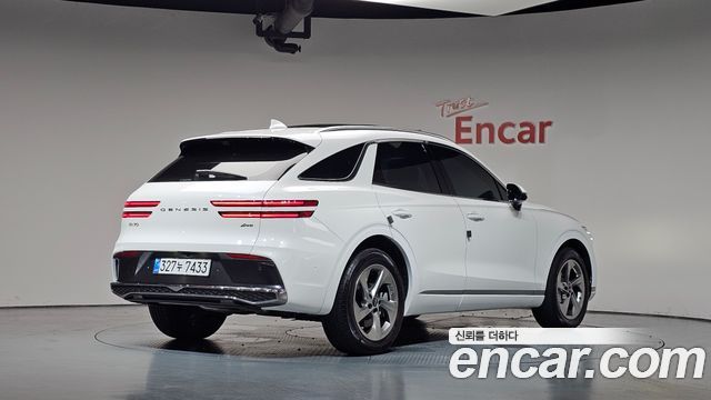 Genesis GV70 2.5T Gasoline AWD — пробег 22 576 км — фото 2 из 5