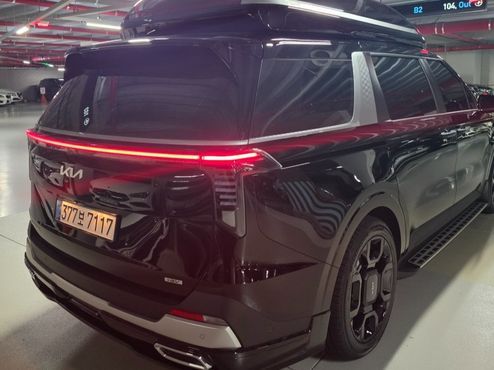 Kia Carnival Gasoline 9-Seater Prestige — пробег 4 500 км — фото 3 из 5
