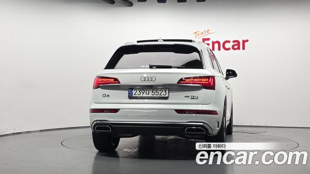 Audi Q5 45 TFSI Quattro Premium — пробег 42 924 км — фото 4 из 5