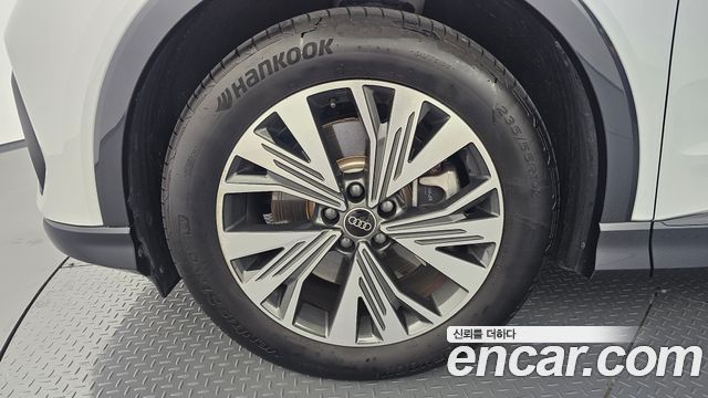Audi Q4 e-tron из Кореи Encar