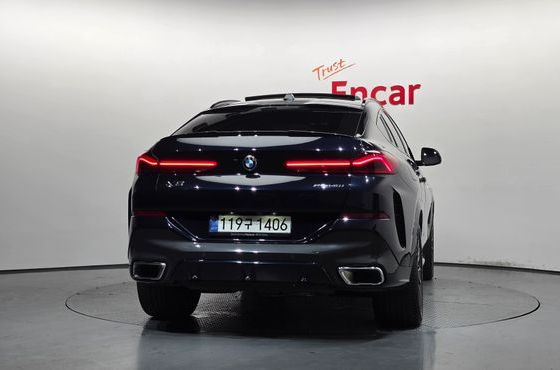 BMW X6 xDrive40i M Sport — пробег 26 958 км — фото 4 из 5