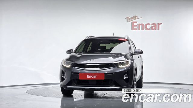 Kia Stonic из Кореи Encar