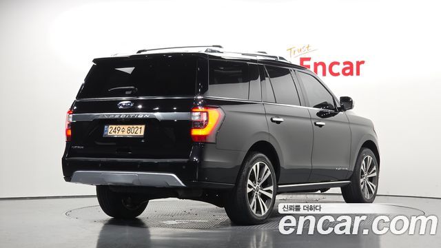 Ford Expedition Platinum 4WD 7Seater — пробег 92 106 км — фото 2 из 5