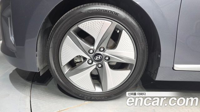 Hyundai Ioniq из Кореи Encar