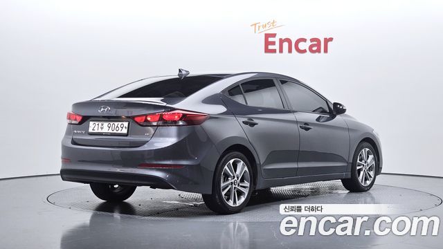 Hyundai AVANTE из Кореи Encar