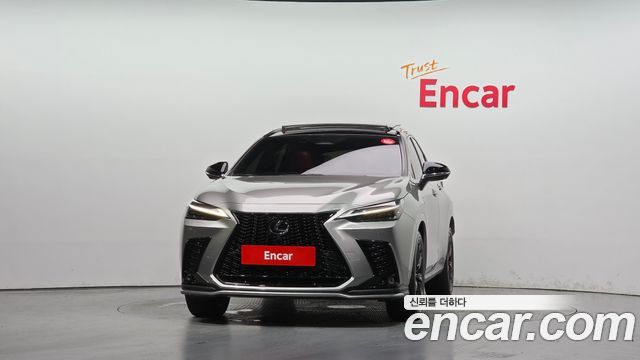 Lexus NX F-Sport — пробег 20 071 км — фото 3 из 5