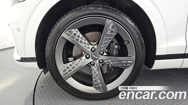 Genesis GV70 2.5T Gasoline AWD — пробег 72 957 км — фото 5 из 5