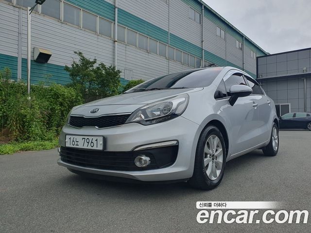 Kia pride 4DR 1.6 GDI Luxury — пробег 63 000 км — фото 1 из 5