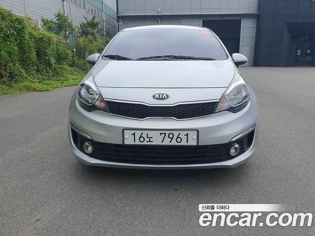 Kia pride 4DR 1.6 GDI Luxury — пробег 63 000 км — фото 2 из 5