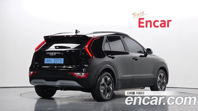 Kia Niro Air — пробег 10 183 км — фото 2 из 5