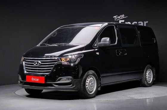 Hyundai Starex Van 5-Seater Style — пробег 46 740 км — фото 1 из 5