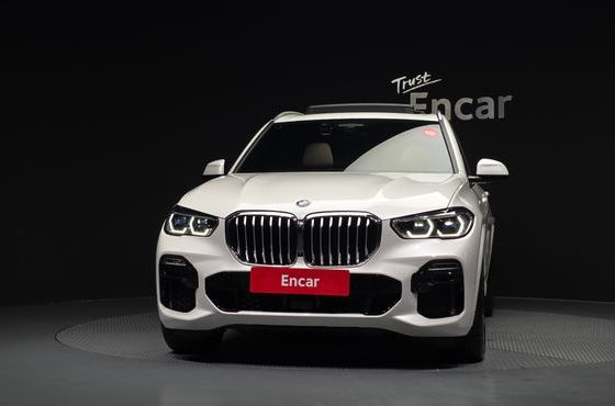 BMW X5 xDrive 45e M Sport — пробег 30 869 км — фото 3 из 5