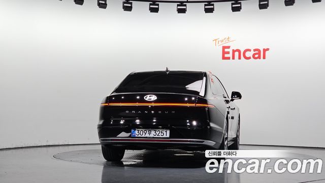Hyundai Grandeur из Кореи Encar