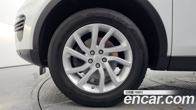 Land Rover Discovery Sport 2.0 TD4 SE (150PS) — пробег 167 571 км — фото 5 из 5