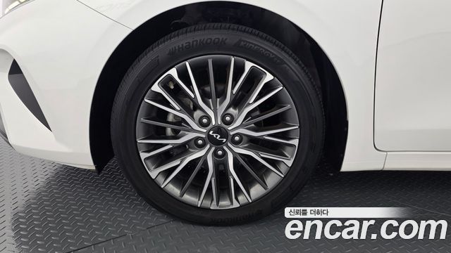 Kia K3 из Кореи Encar