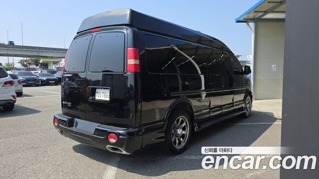 Chevrolet Express Van 6.0 — пробег 170 784 км — фото 3 из 5
