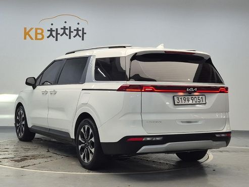 Kia Carnival Diesel 9-Seater Prestige — пробег 69 587 км — фото 2 из 5