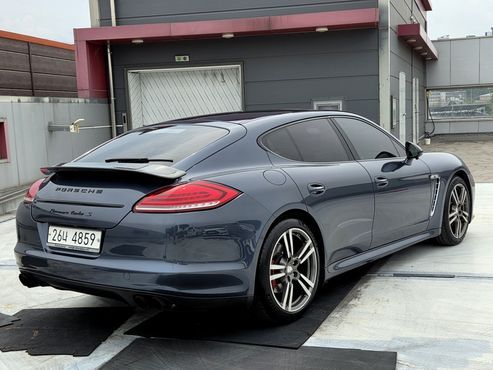 Porsche Panamera 4.8 S 970 — пробег 142 842 км — фото 5 из 5