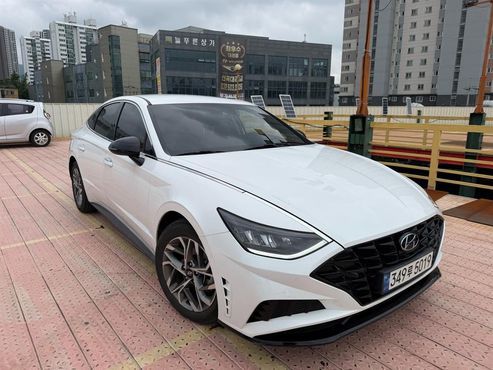 Hyundai Sonata 2.0 Premium Plus — пробег 25 733 км — фото 1 из 5