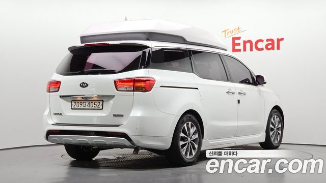 Kia Carnival из Кореи Encar