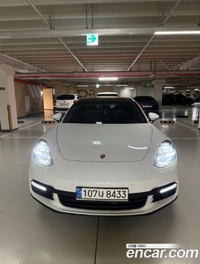 Porsche Panamera 3.0 AWD — пробег 234 404 км — фото 2 из 5