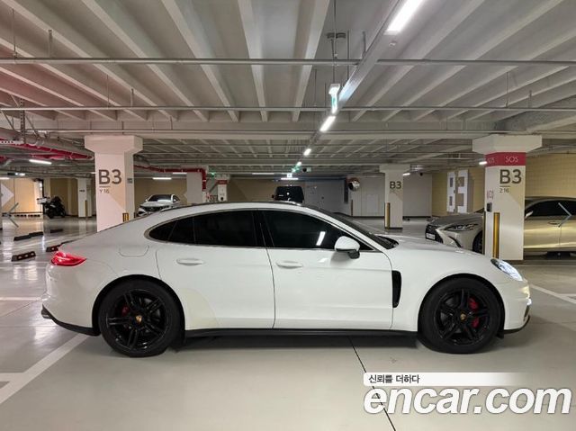 Porsche Panamera 3.0 AWD — пробег 234 404 км — фото 3 из 5