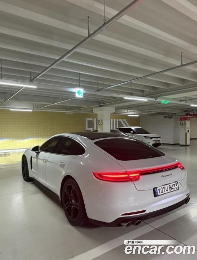 Porsche Panamera 3.0 AWD — пробег 234 404 км — фото 4 из 5
