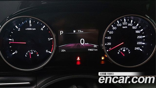 Kia Carnival Diesel 9-Seater Prestige — пробег 79 621 км — фото 5 из 5