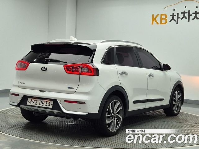 Kia Niro из Кореи Encar