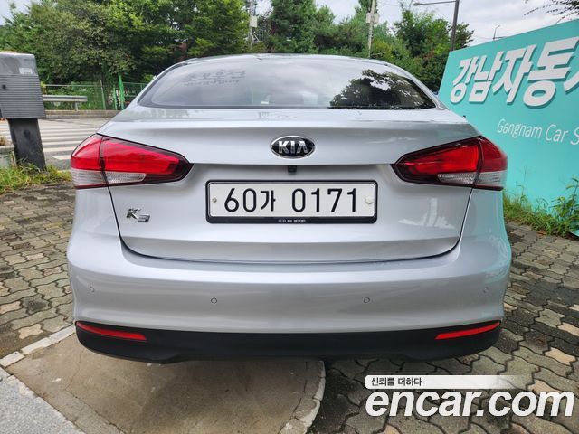 Kia K3 из Кореи Encar