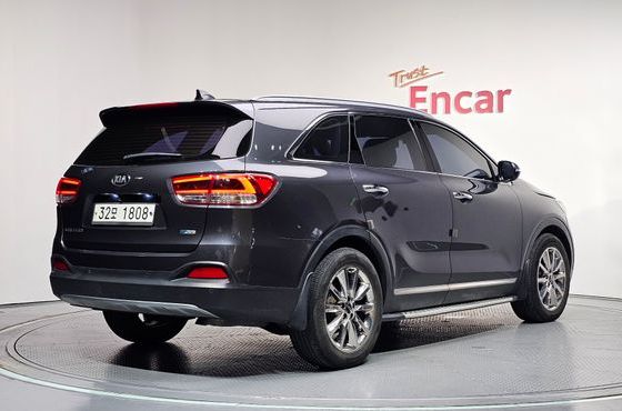 Kia Sorento Diesel 2.0 2WD Noblesse Special — пробег 178 820 км — фото 2 из 5