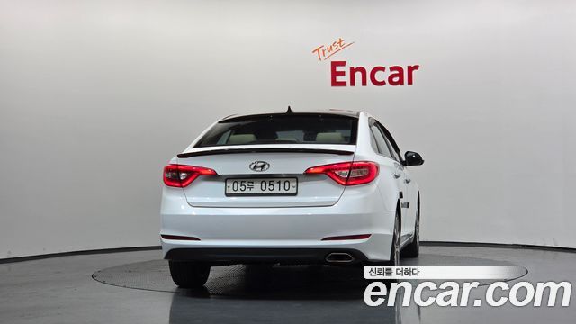 Hyundai Sonata 1.7 Diesel Smart Special — пробег 185 070 км — фото 4 из 5
