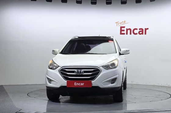 Hyundai Tucson Diesel 2WD LX20 Premier — пробег 186 368 км — фото 3 из 5