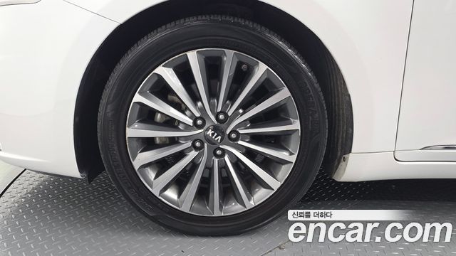 Kia K7 из Кореи Encar
