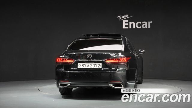 Lexus LS 3.5 Luxury AWD — пробег 85 869 км — фото 4 из 5