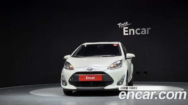 Toyota Prius 1.5 — пробег 134 796 км — фото 3 из 5