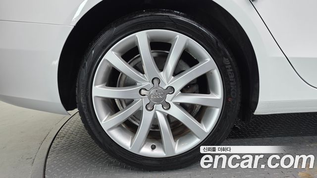 Audi A4 из Кореи Encar