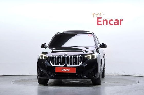 BMW X1 xDrive 20i M Sport — пробег 28 433 км — фото 3 из 5