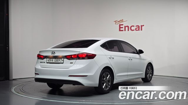 Hyundai AVANTE из Кореи Encar
