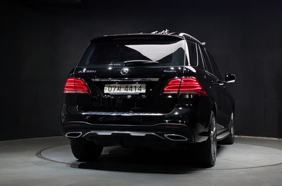 Mercedes-Benz GLE-Class GLE350 d 4MATIC — пробег 65 520 км — фото 4 из 5