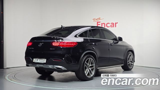 Mercedes-Benz GLE-Class GLE350 d 4MATIC Coupe — пробег 136 941 км — фото 2 из 5
